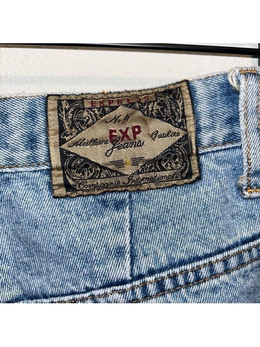 Vintage 90s Express Women’s Blue Jeans - High Rise, Slim Fit, Tapered Leg - Picture 4 of 9